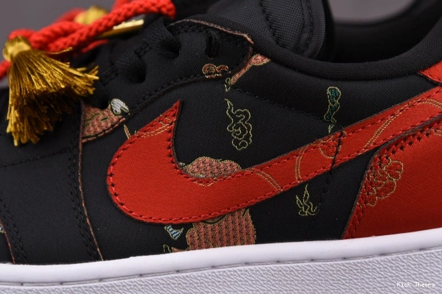 Kicked Out Shoe Store OG New Low Chinese DD2233-001 1 Year Jordan 0713